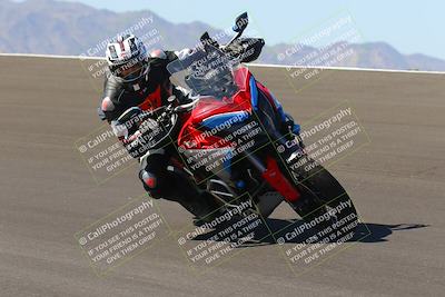 media/Oct-03-2022-Moto Forza (Mon) [[5f077a3730]]/Beginner Group/Session 2 (Turn 10)/